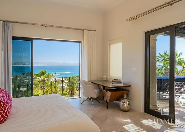 Two Neighboring Fully Staffed In Del Mar, Swimmable Beach! * San José del Cabo