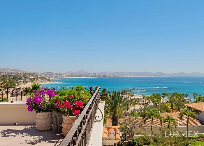 Two Neighboring Fully Staffed In Del Mar, Swimmable Beach! San José del Cabo