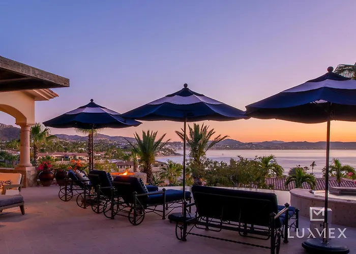 Two Neighboring Fully Staffed In Del Mar, Swimmable Beach! Villa *
